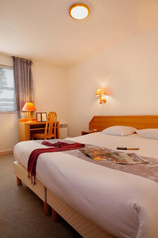Hotel Novalis Quimperlé Zewnętrze zdjęcie